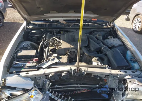 2007 Mercury Grand Marquis Ls из США, поврежденный, VIN 2MEFM75V67X643376